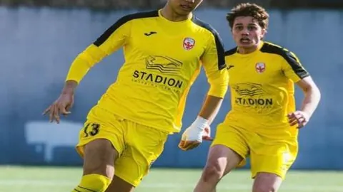 哈维爆料：若在阿根廷，梅西听闻此言双眼放光，传记作者揭秘